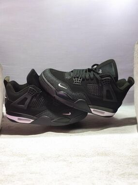 Men's Black Athletic Sneakers with Subtle Pink Accents